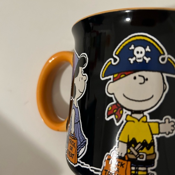 New Peanuts Black & Orange Ceramic Halloween Mug Holiday Decor Collectibles🎃🖤 - Picture 6 of 13